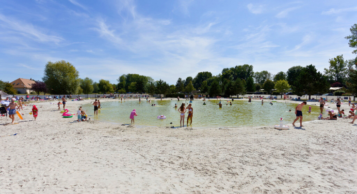 lagon artificiel, camping croix du vieux pont